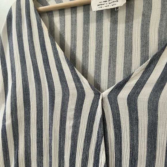 Sadie & Sage Striped Top - Picture 6 of 7